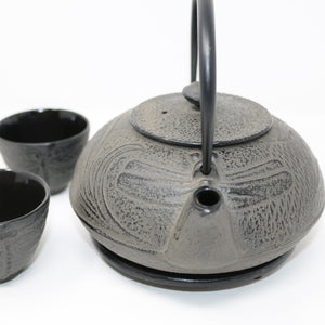 Dragonfly Taupe 24oz Cast Iron Tea Set